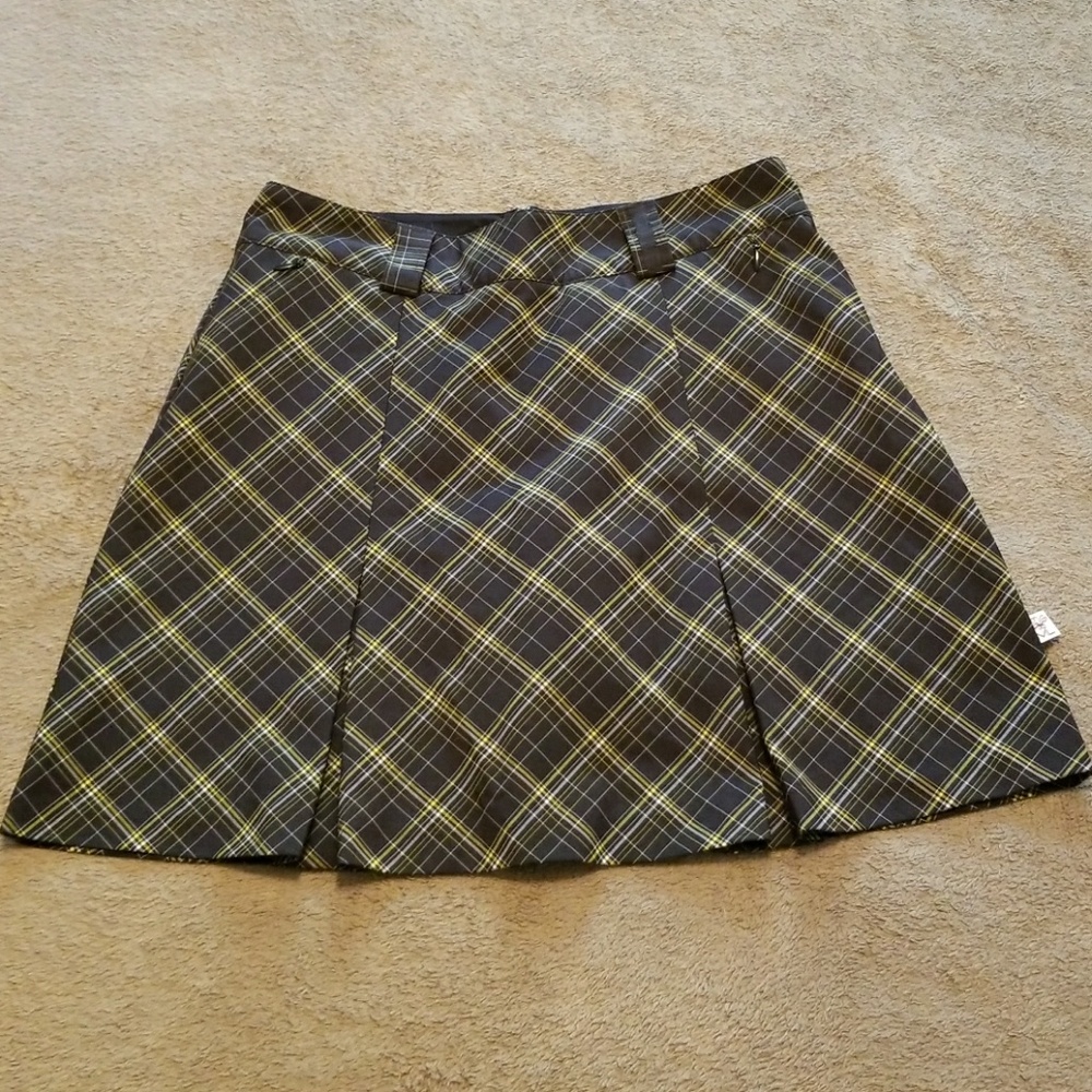 Maggie Lane Golf Skort Size 6